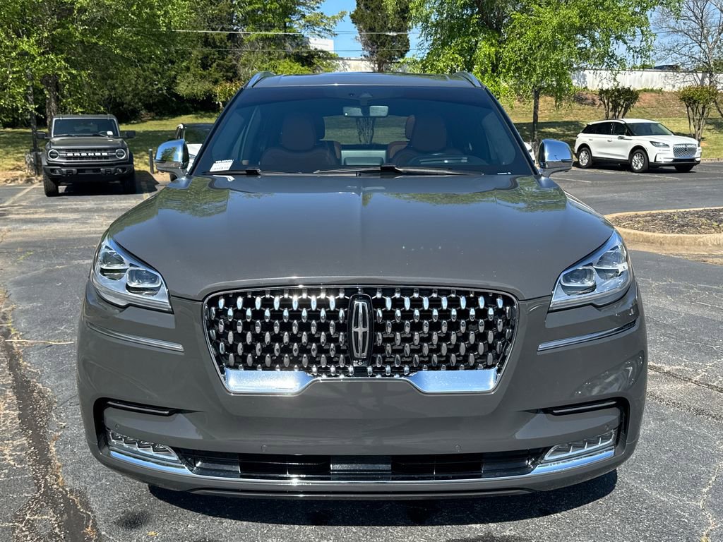 Used 2022 Lincoln Aviator Black Label w/ Dynamic Handling Package AWD/4WD image 3