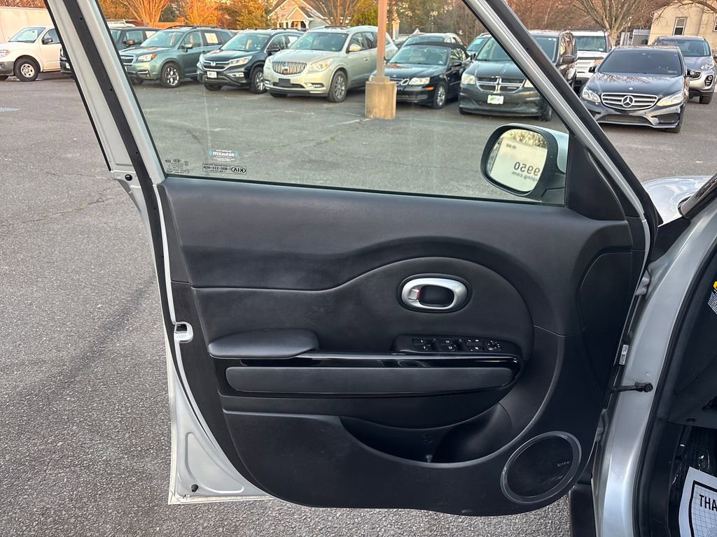 Used 2015 Kia Soul ! w/ Sun & Sound Package image 15