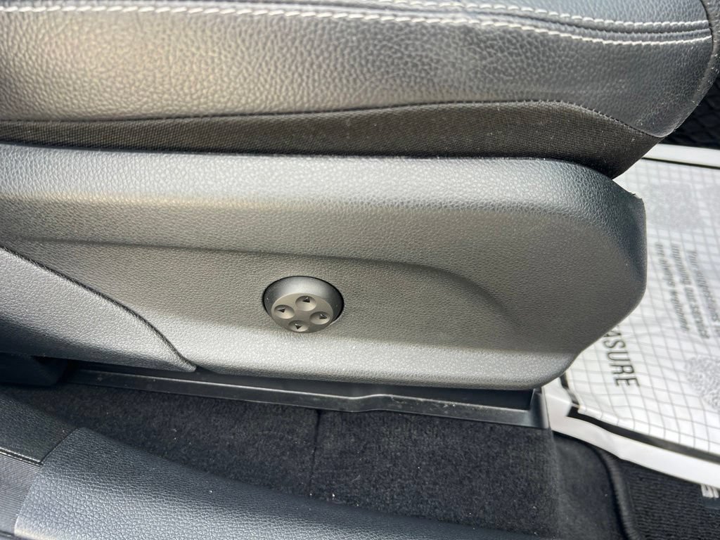 Used 2019 Mercedes-Benz GLC 300 image 11