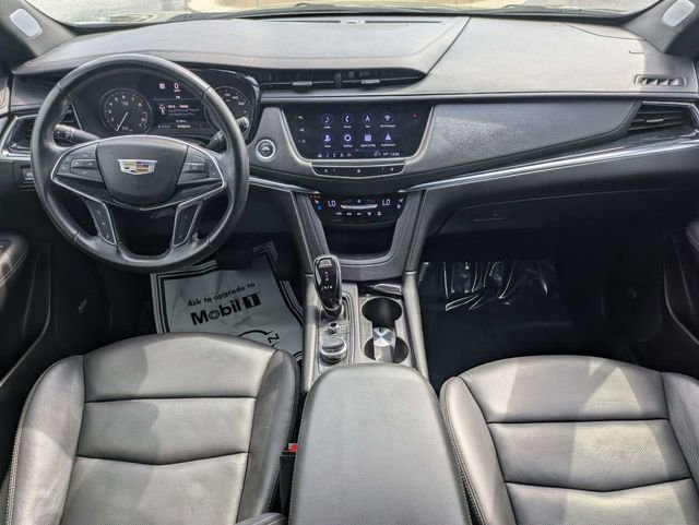 Used 2021 Cadillac XT5 Premium Luxury image 14