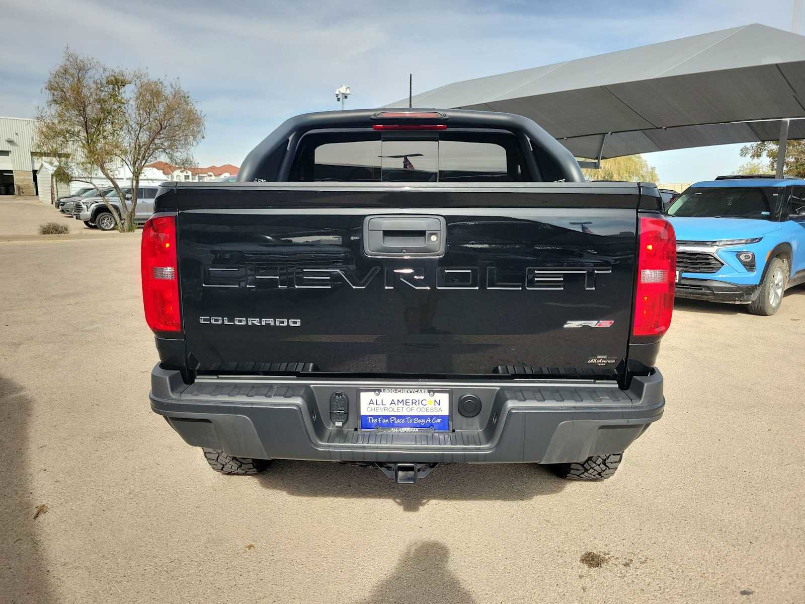 Used 2021 Chevrolet Colorado ZR2 w/ ZR2 Midnight Special Edition image 5