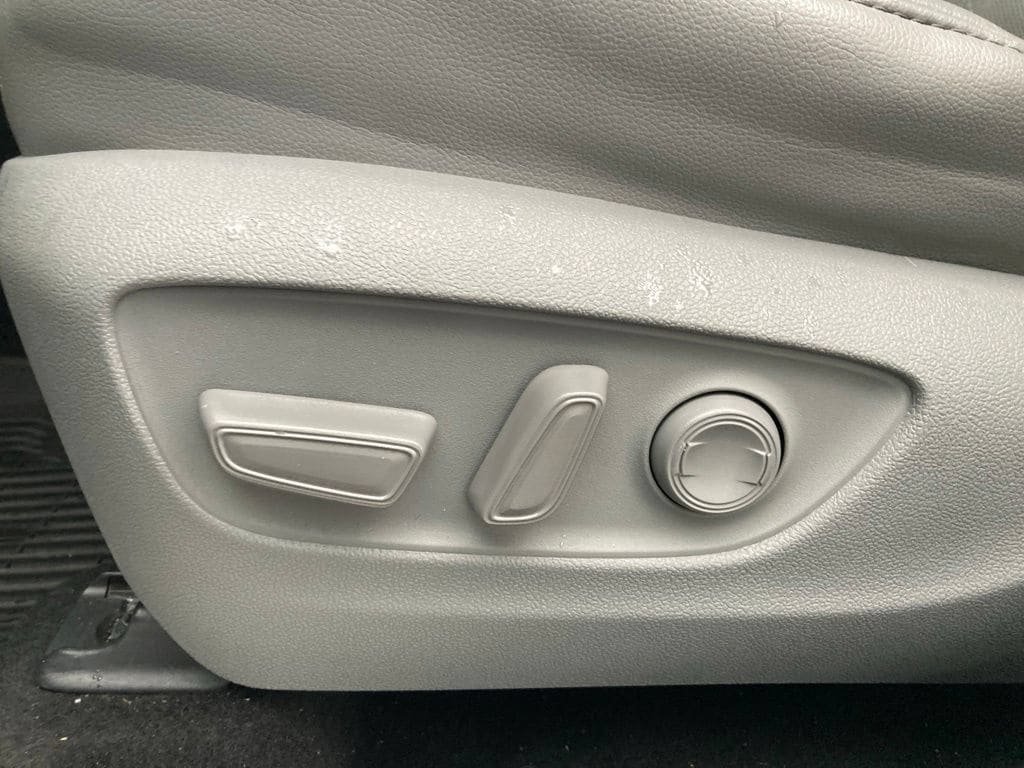 Used 2021 Toyota Highlander Platinum AWD/4WD image 13