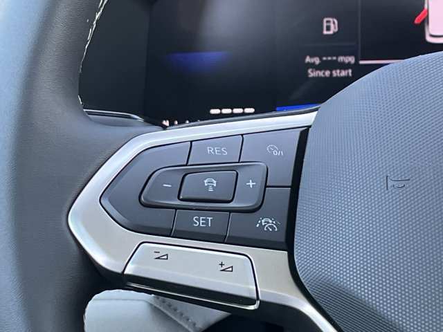 New 2026 Volkswagen Taos SE AWD/4WD image 20
