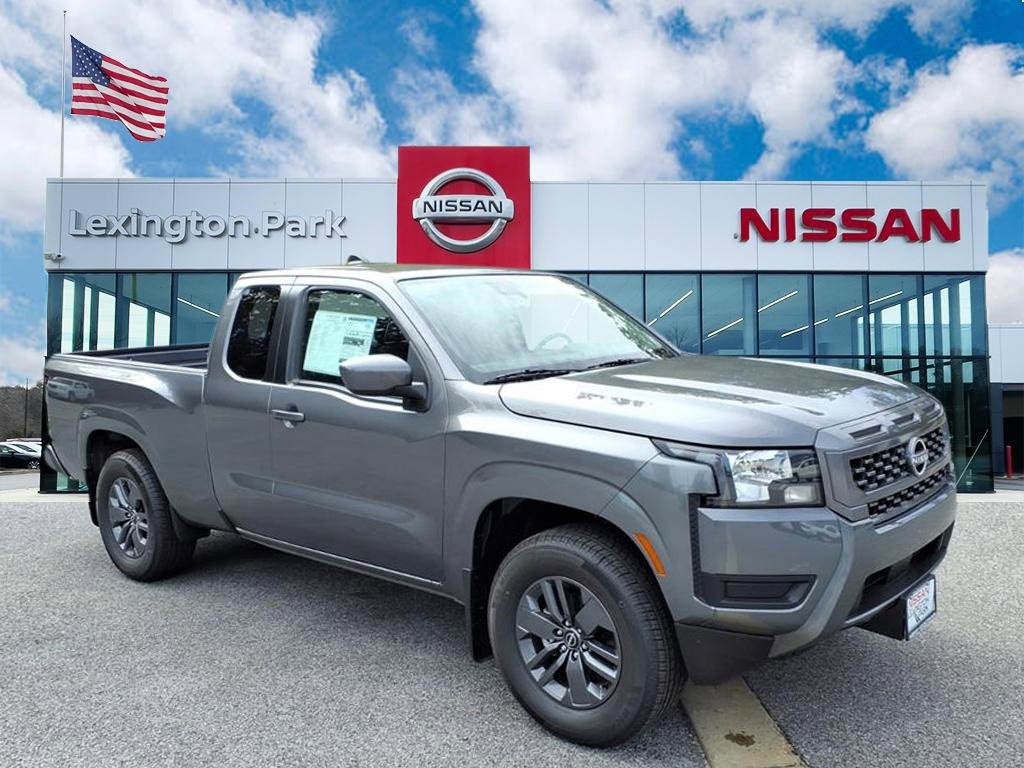 Used 2025 Nissan Frontier SV
