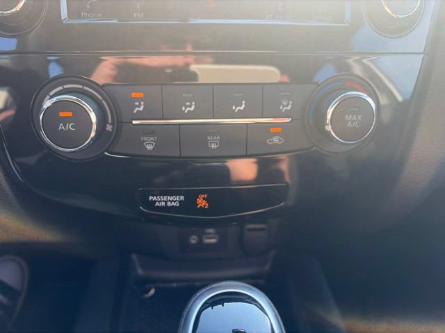 Used 2020 Nissan Rogue Sport S FWD image 34