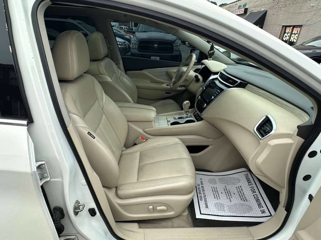 Used 2015 Nissan Murano Platinum w/ Platinum Technology Package AWD/4WD image 12