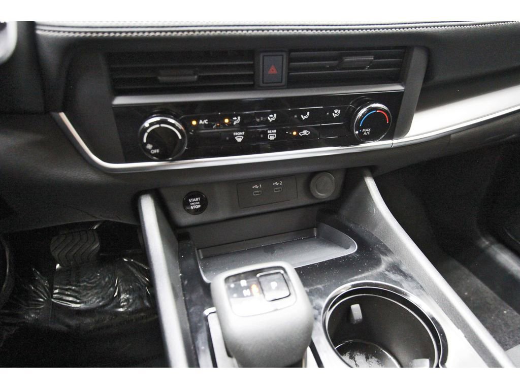 Certified 2024 Nissan Rogue S image 23