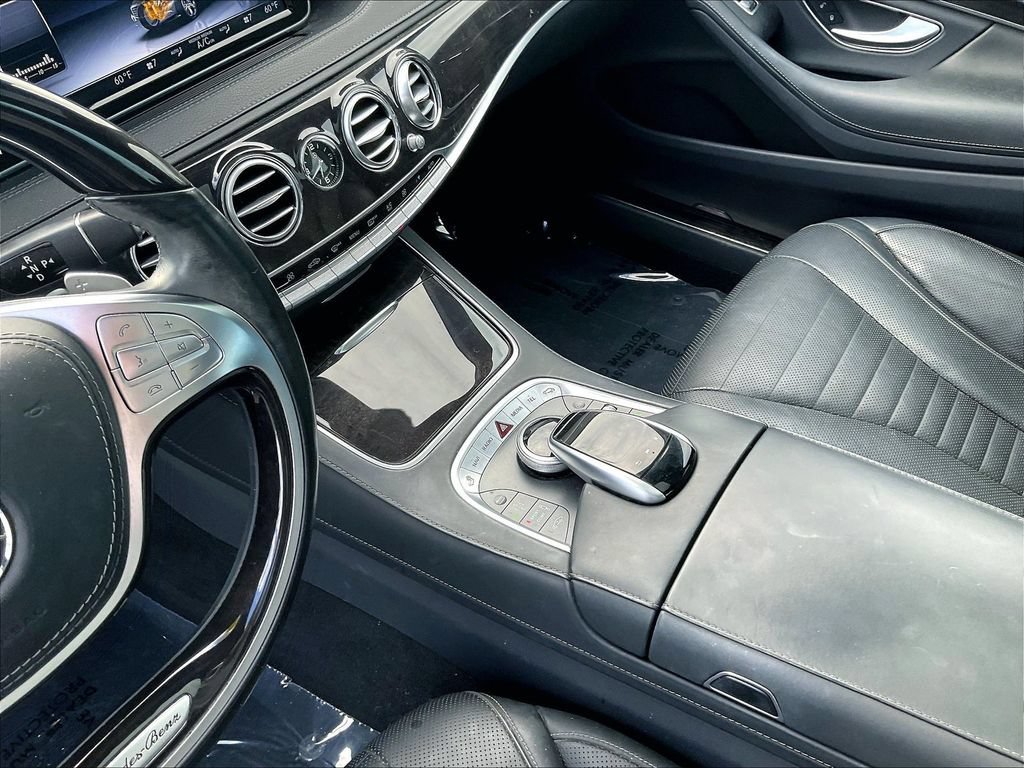 Used 2017 Mercedes-Benz S 550 4MATIC Sedan image 17