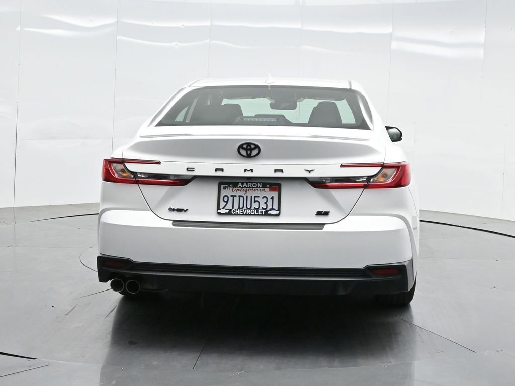Used 2025 Toyota Camry SE w/ Convenience Package image 41
