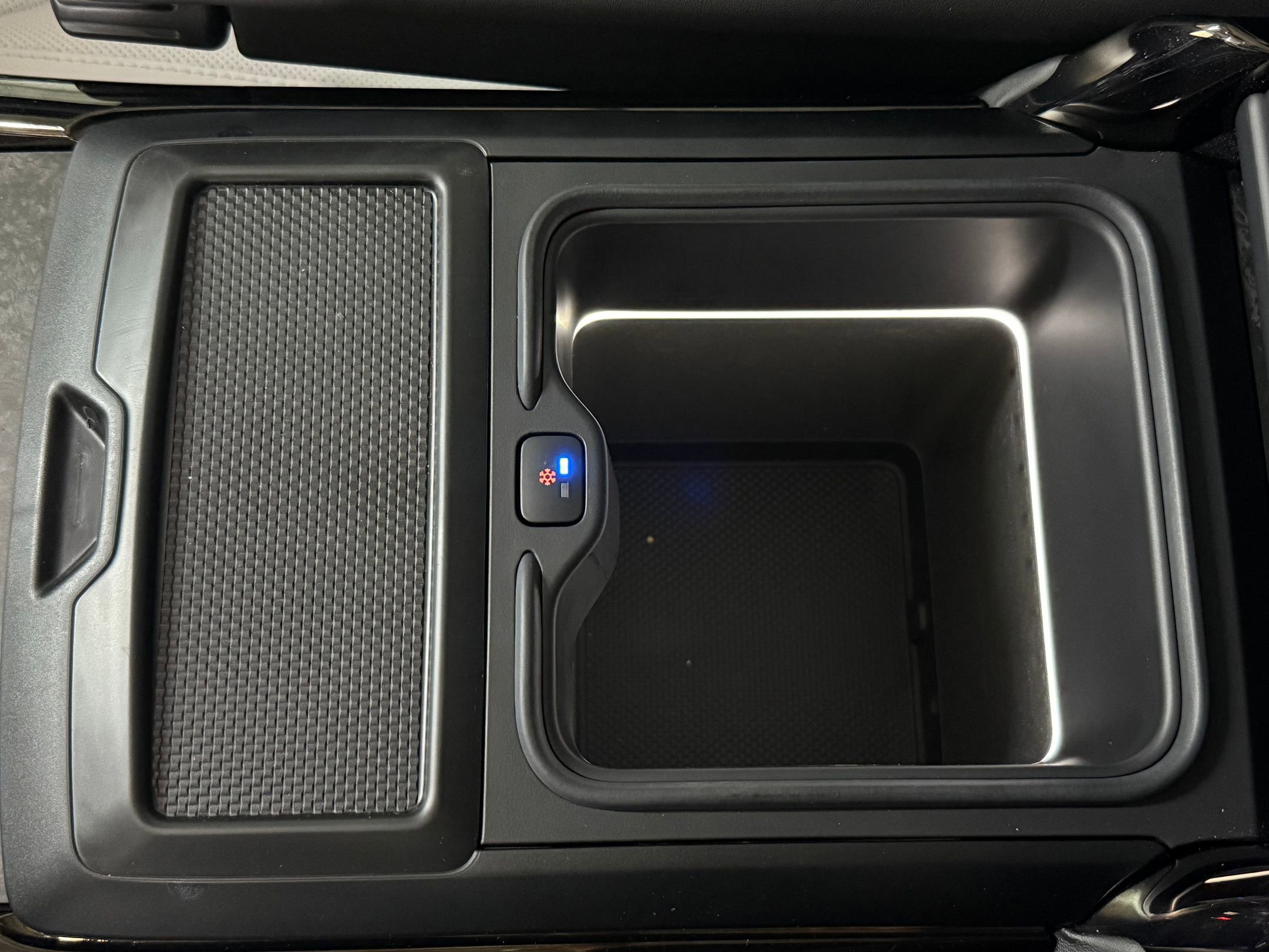 Used 2023 Land Rover Range Rover Sport SE Dynamic image 38