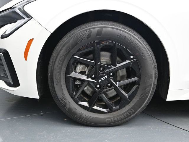 Used 2025 Kia K5 LXS FWD image 18