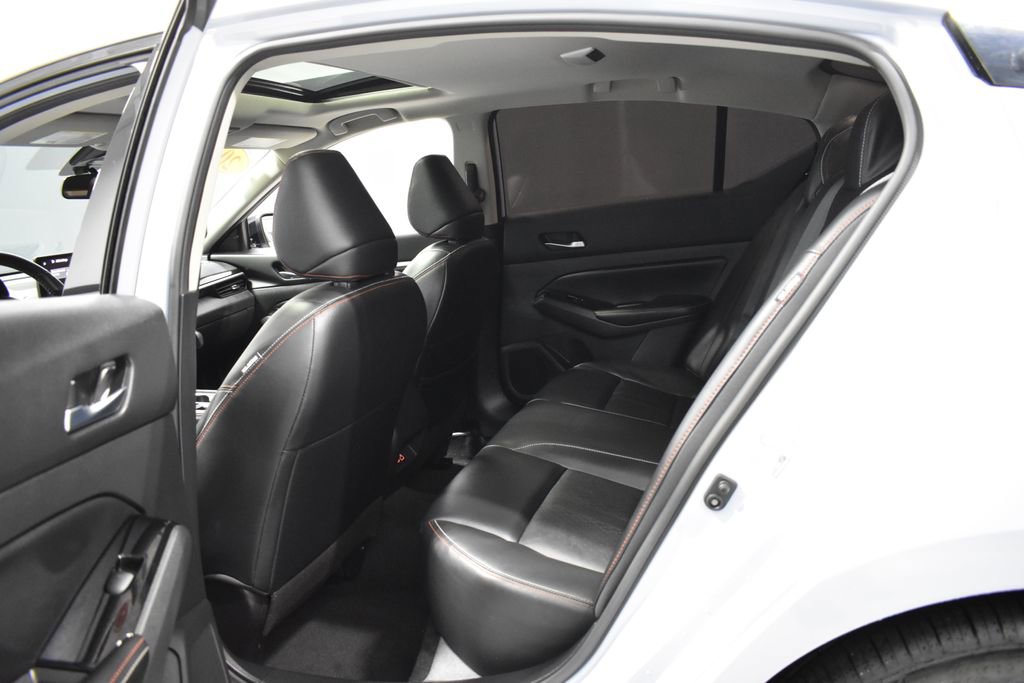 Used 2023 Nissan Altima 2.5 SR w/ SR Premium Package image 34