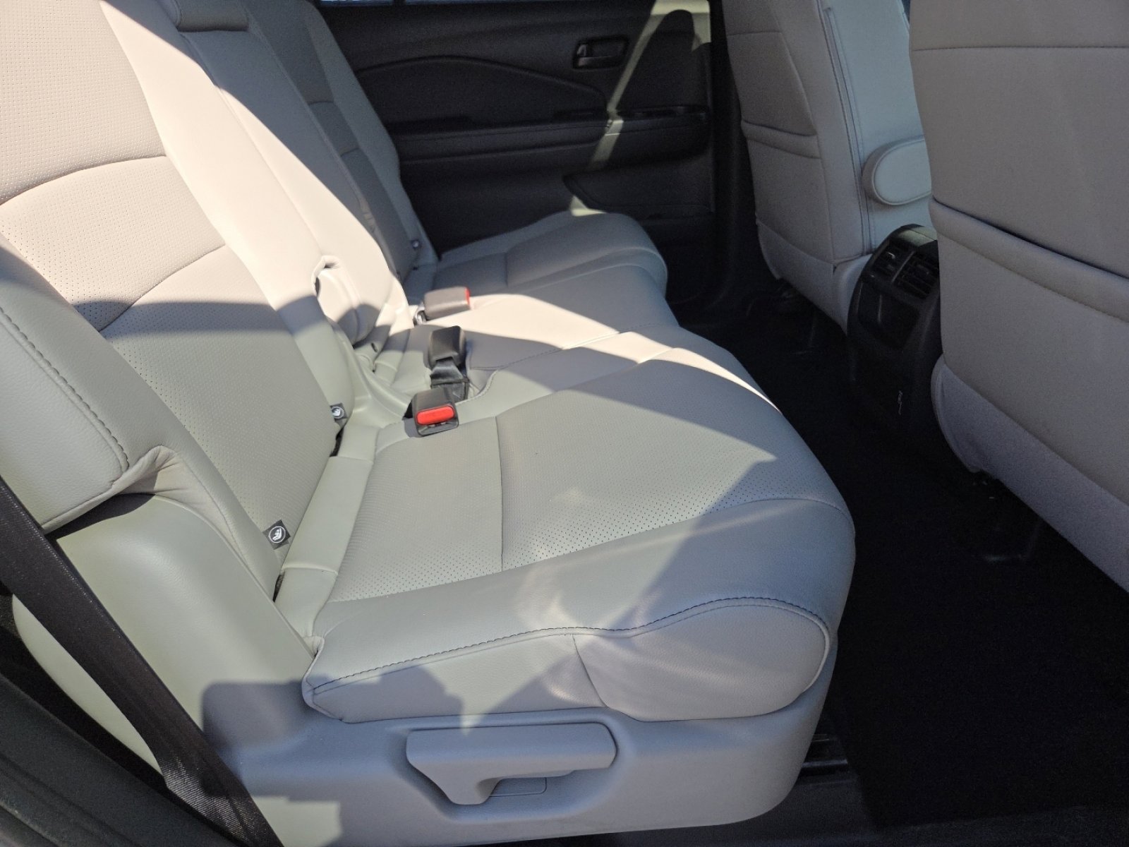 Certified 2023 Honda Passport EX-L image 27