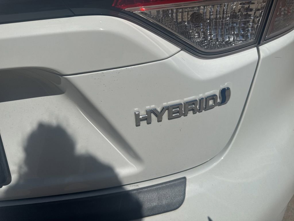 Used 2021 Toyota Corolla LE FWD image 7