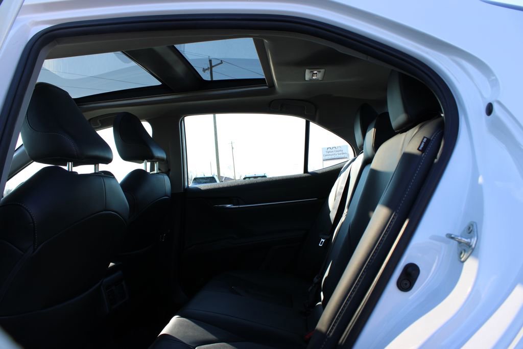 Used 2023 Toyota Camry XSE image 24