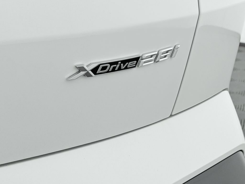 Used 2025 BMW X2 xDrive28i w/ M Sport Package image 12