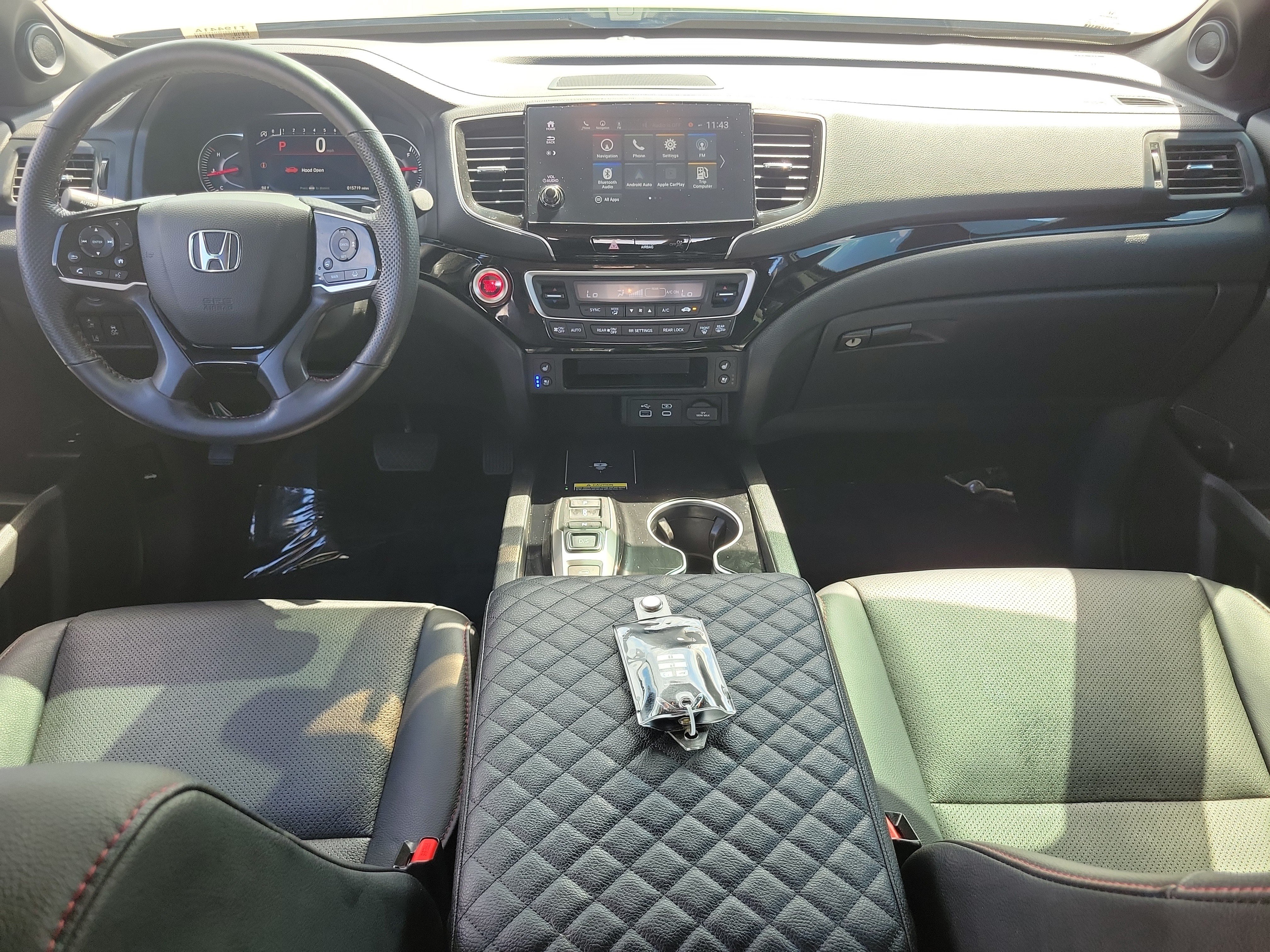Used 2025 Honda Passport Black Edition image 28
