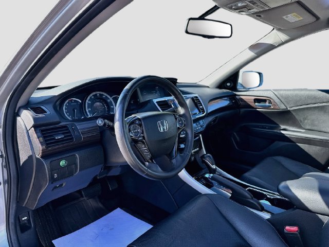 Used 2016 Honda Accord EX-L image 10