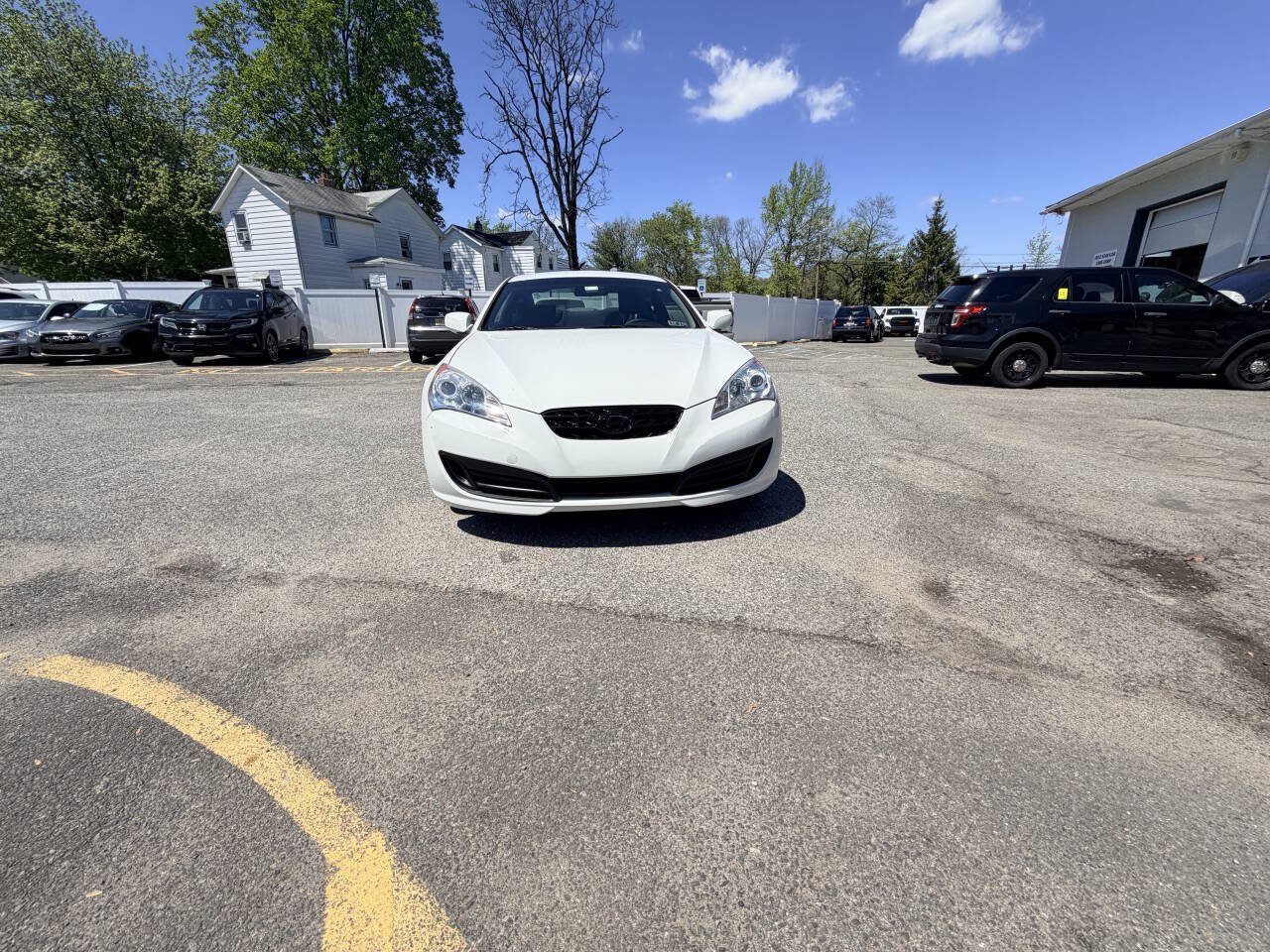 Used 2010 Hyundai Genesis 2.0T RWD image 4