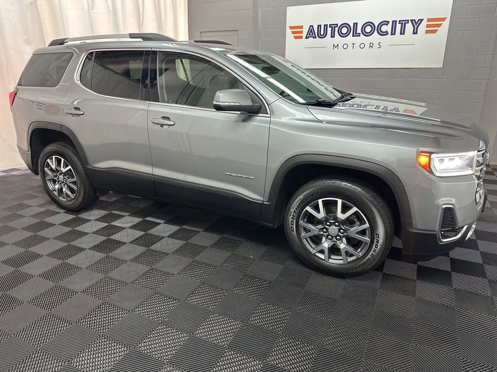 Used 2023 GMC Acadia SLT image 3