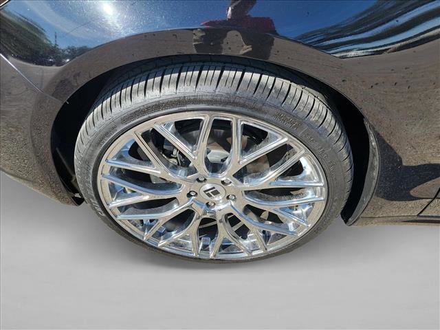 Used 2020 Ford Fusion SE image 9