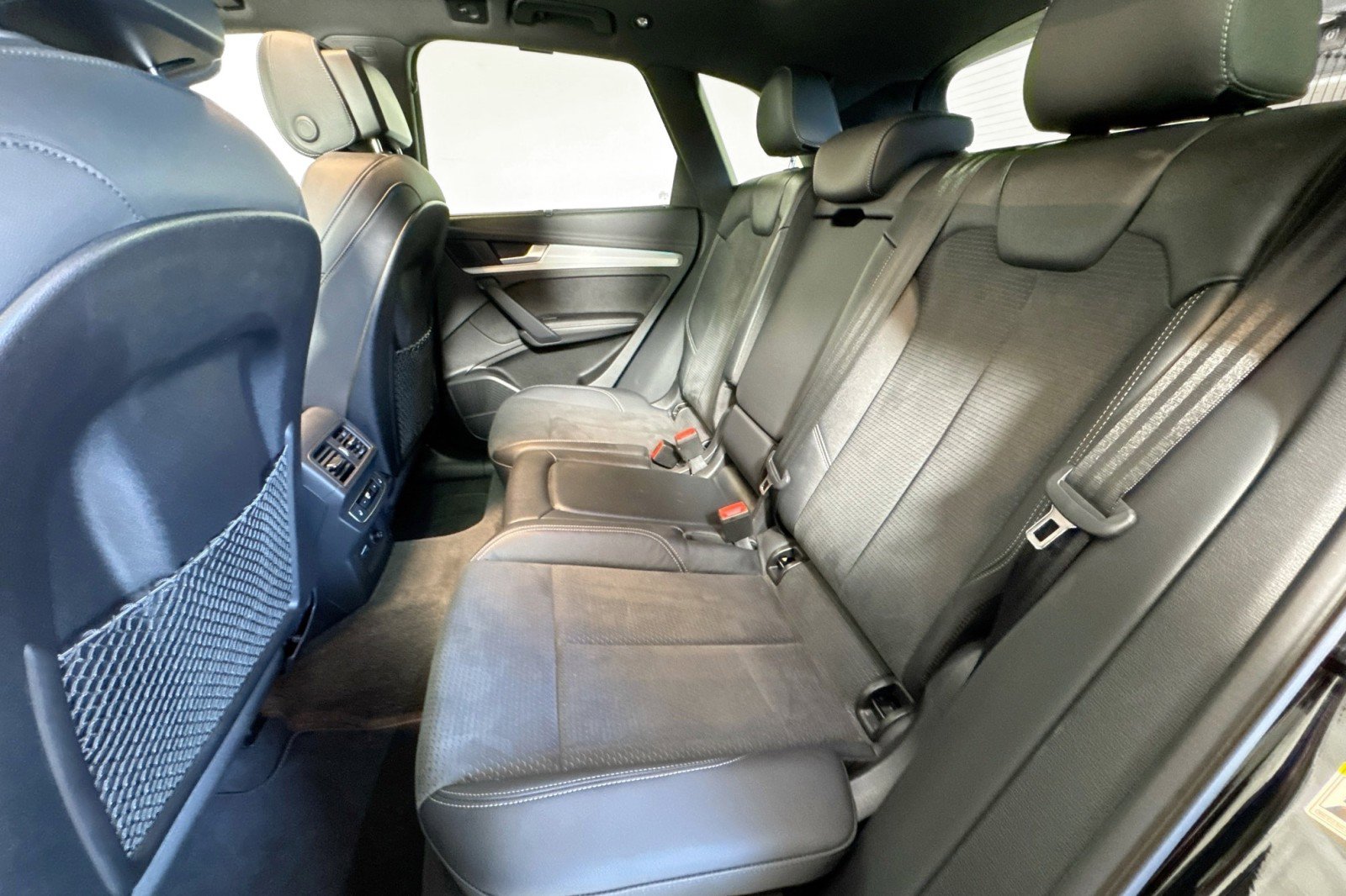 Used 2022 Audi Q5 e Prestige w/ Prestige Package image 23