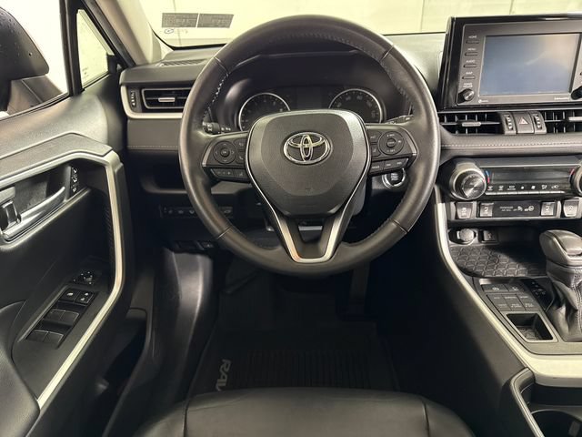 Used 2020 Toyota RAV4 XLE Premium AWD/4WD image 24