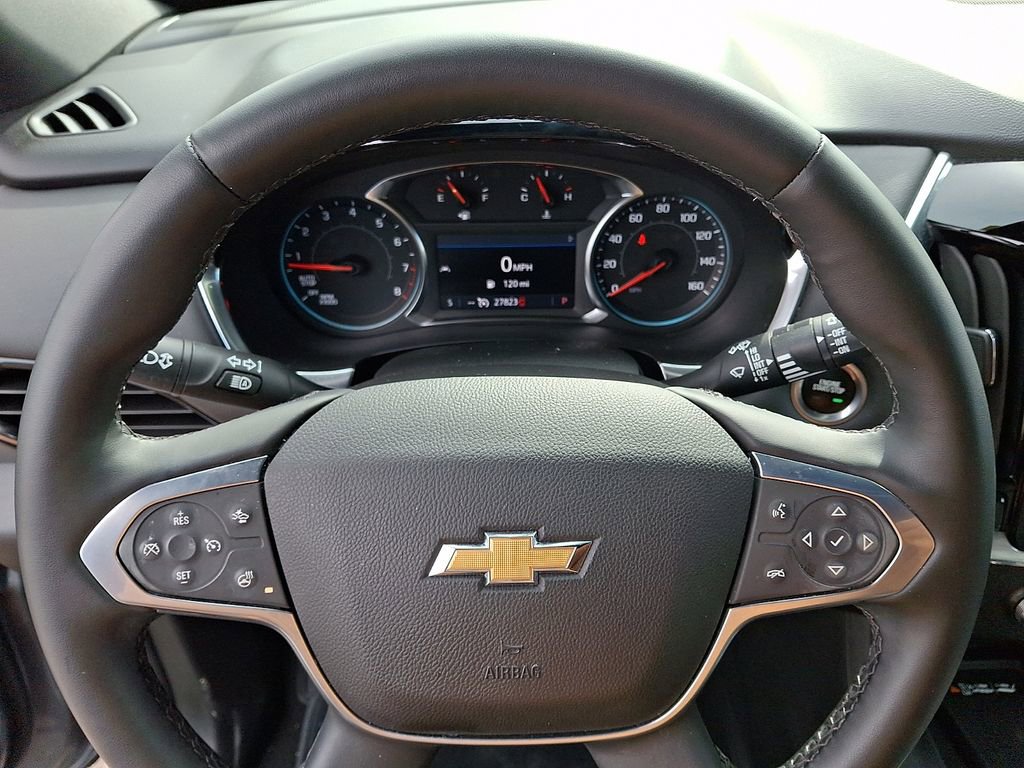Used 2023 Chevrolet Traverse LT image 21