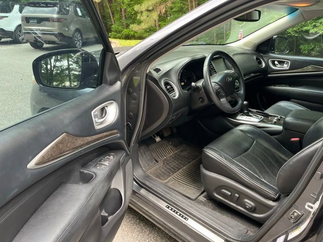 Used 2013 INFINITI JX35 AWD w/ Premium Pkg image 4