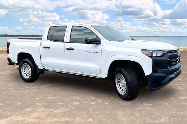 Used 2023 Chevrolet Colorado W/T w/ Technology Package image 1