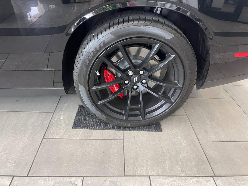 Used 2023 Dodge Challenger R/T w/ T/A Package image 5