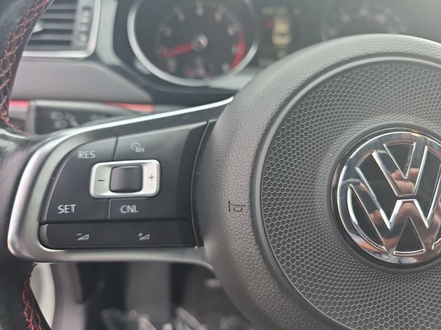 Used 2017 Volkswagen Jetta GLI FWD image 17