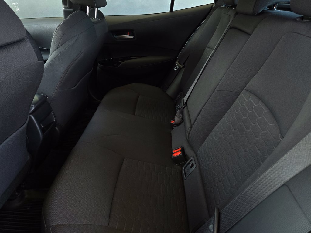 Used 2022 Toyota Corolla SE FWD image 13