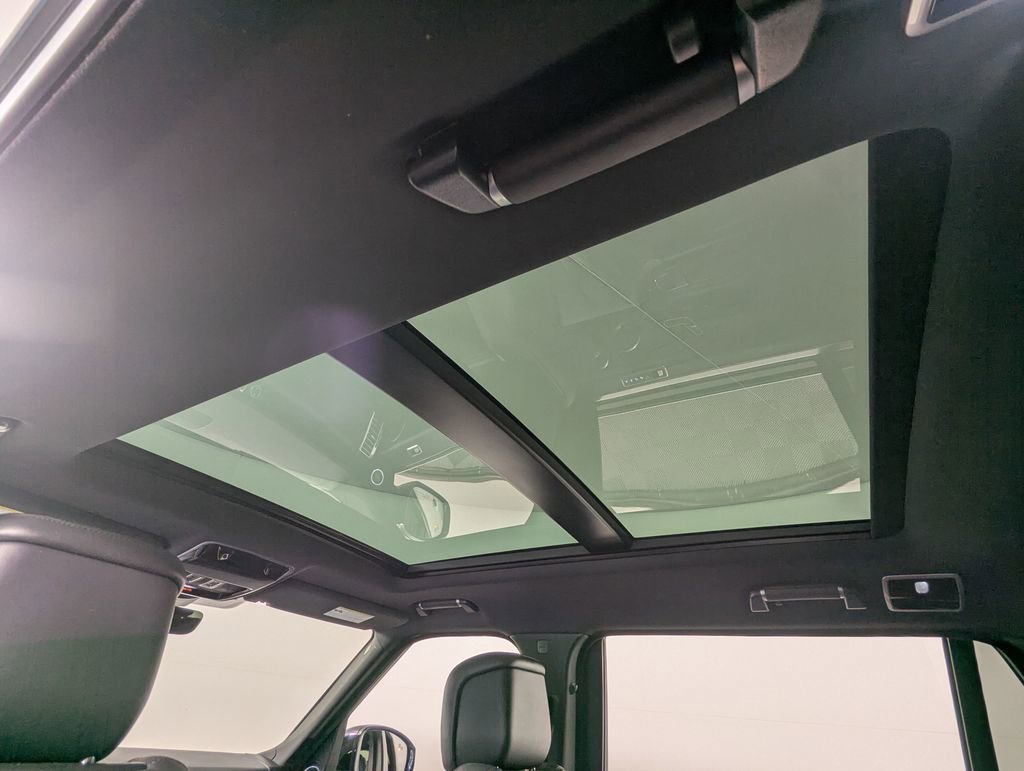 Used 2018 Land Rover Range Rover Long Wheelbase Supercharged AWD/4WD image 19