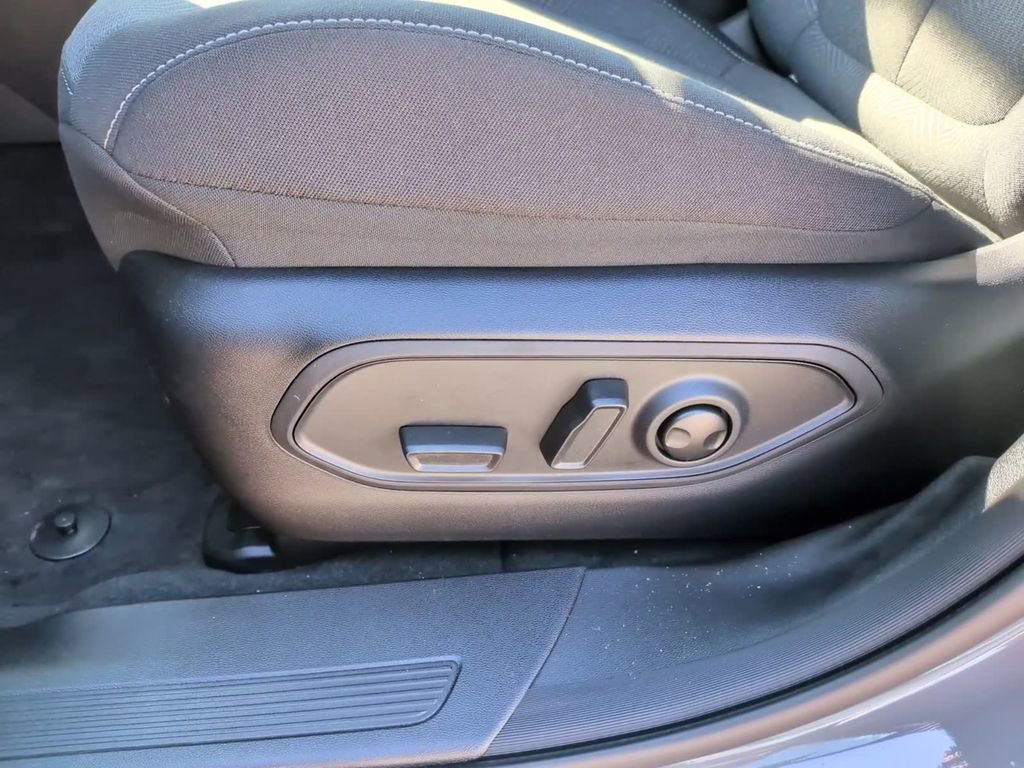 New 2026 Jeep Cherokee Laredo image 22