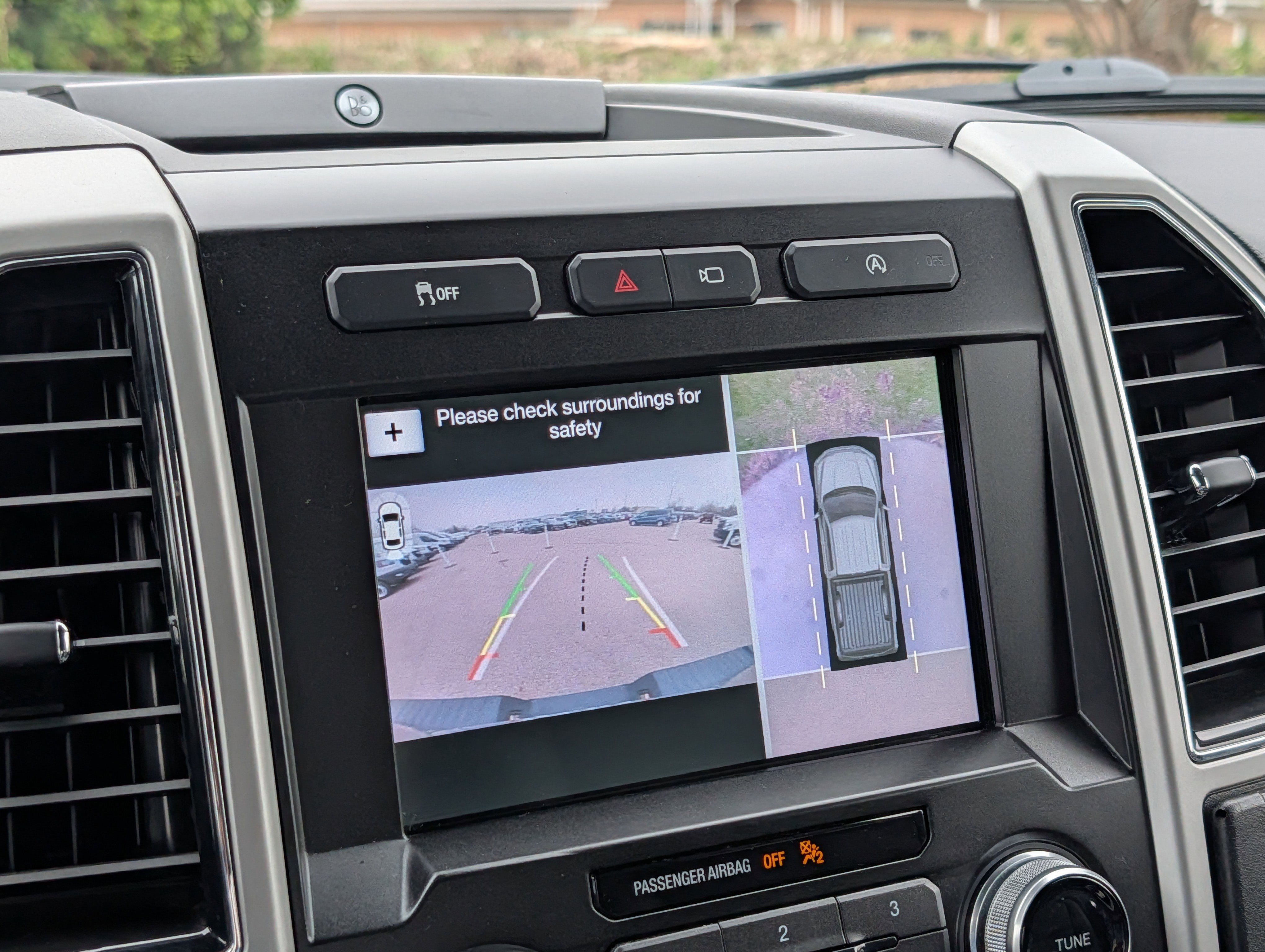 Used 2019 Ford F150 Lariat w/ Equipment Group 502A Luxury image 21