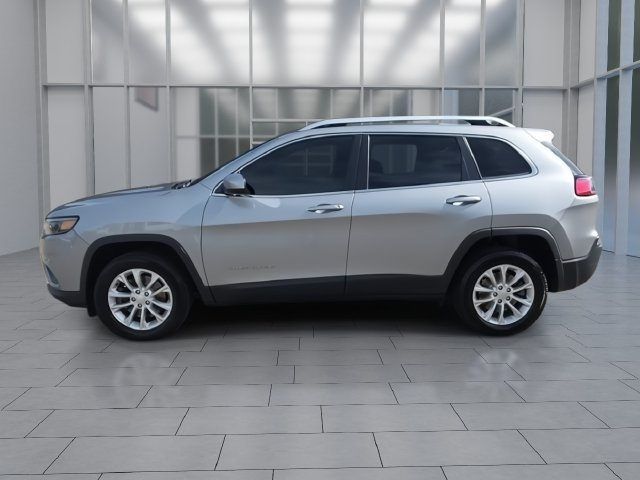 Used 2019 Jeep Cherokee Latitude w/ Popular Appearance Group AWD/4WD image 5