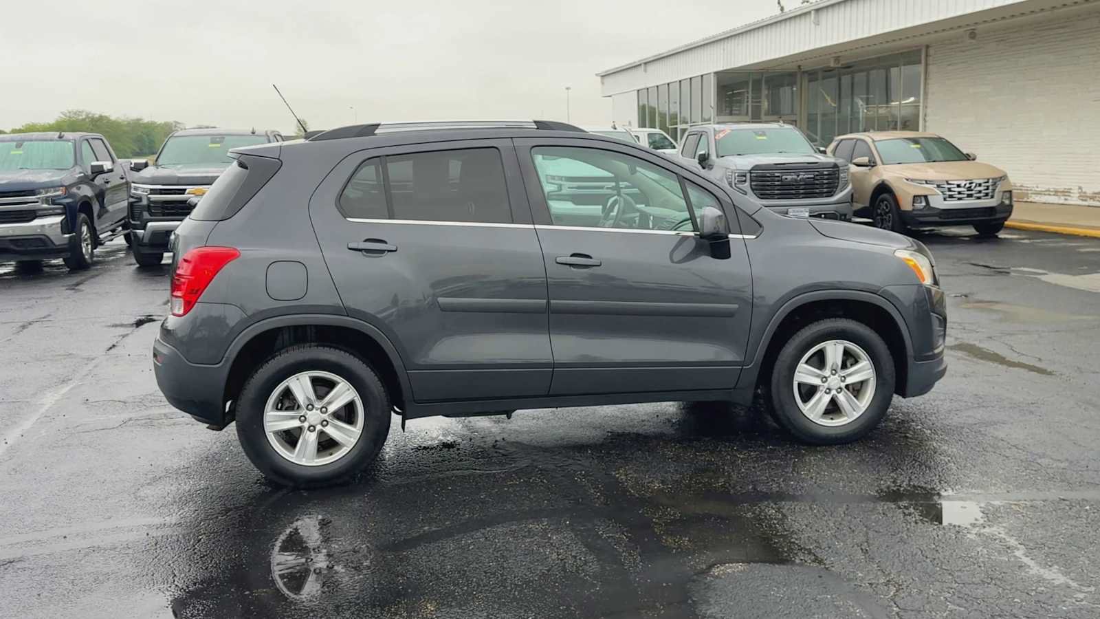 Certified 2016 Chevrolet Trax LT w/ LT Sun and Sound Package AWD/4WD image 9