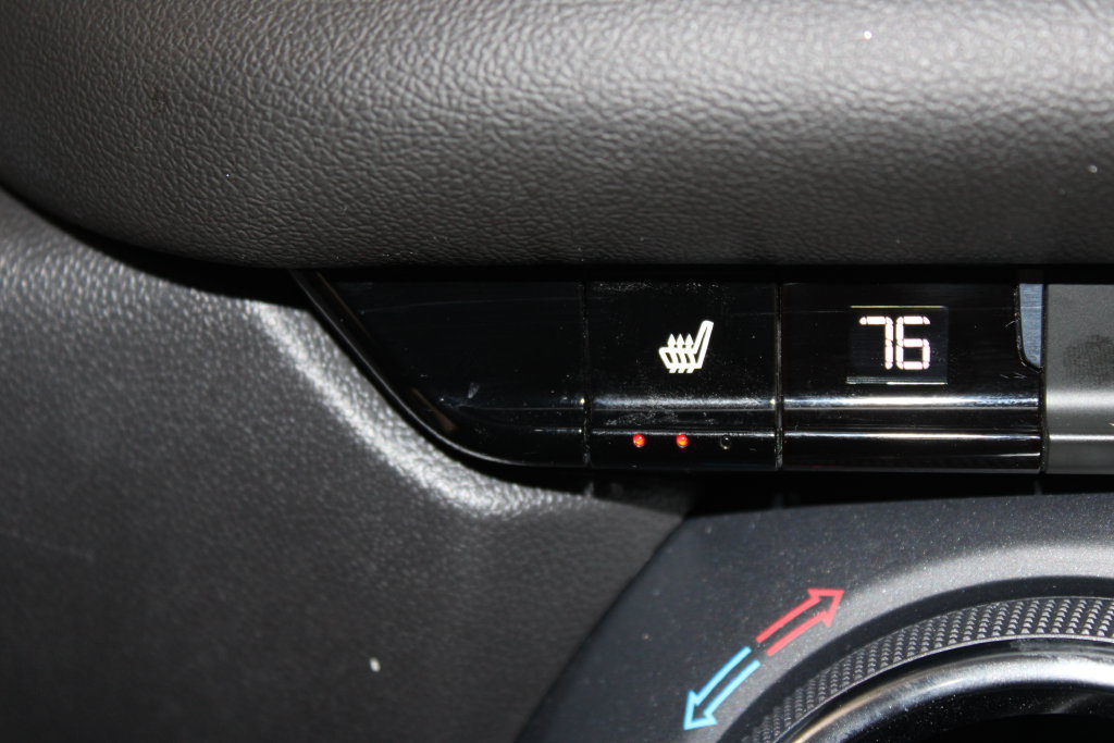Used 2025 Chevrolet Blazer LT AWD/4WD image 29