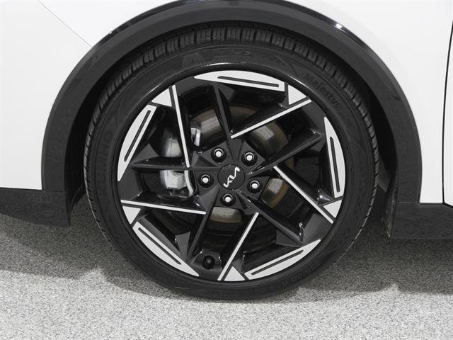 Used 2025 Kia K4 GT-Line w/ GT-Line Premium Package image 23