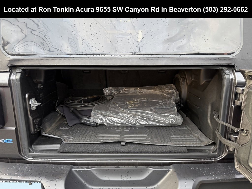 Used 2022 Jeep Wrangler Unlimited Sahara 4xe image 9