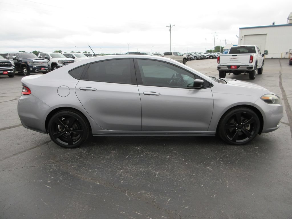 Used 2016 Dodge Dart SXT FWD image 2
