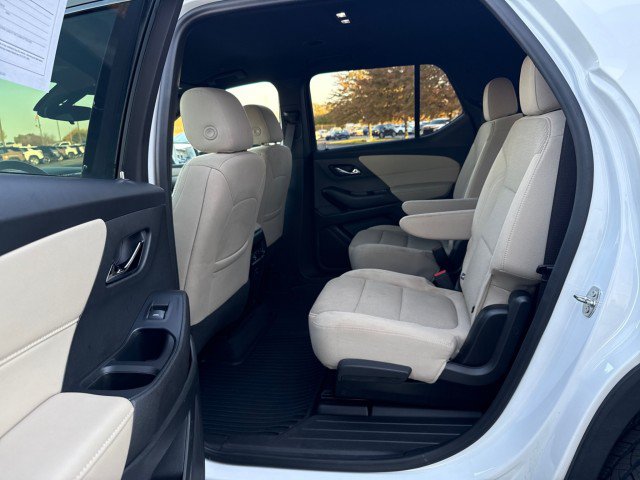 Used 2022 Chevrolet Traverse LT FWD image 24