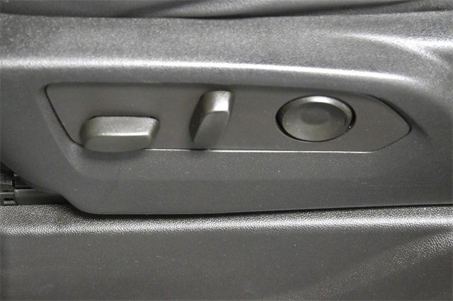 Certified 2022 Chevrolet Suburban RST w/ Sport Performance Package image 12