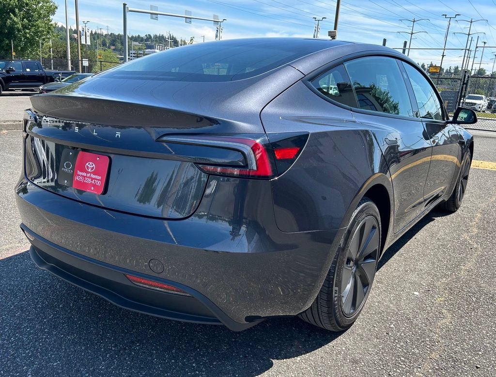 Used 2024 Tesla Model 3 Standard Range RWD image 5