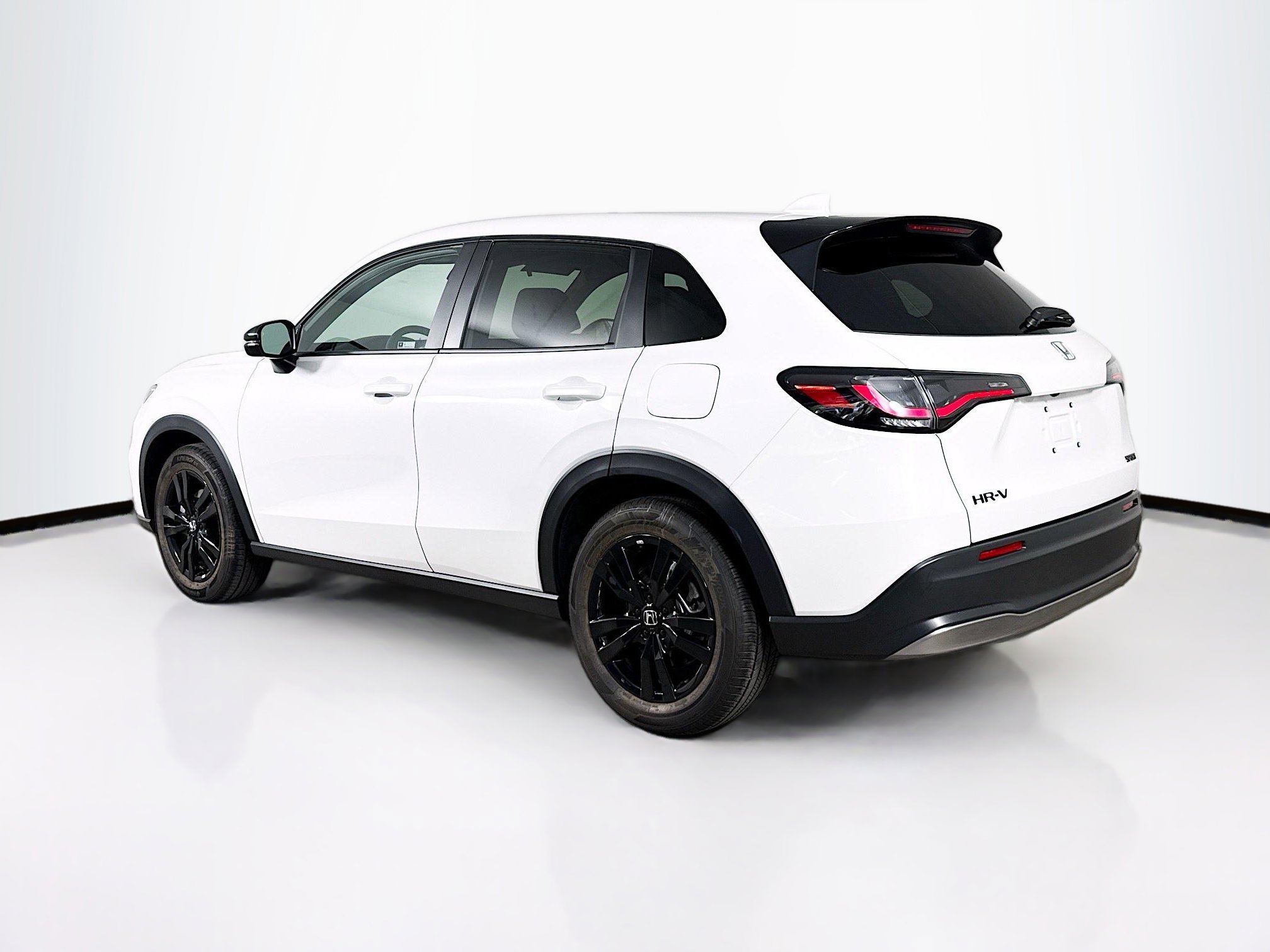 Certified 2026 Honda HR-V Sport image 29