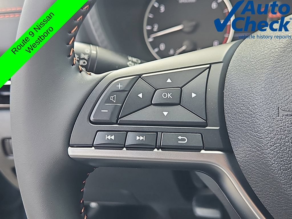 New 2025 Nissan Sentra SR FWD image 9