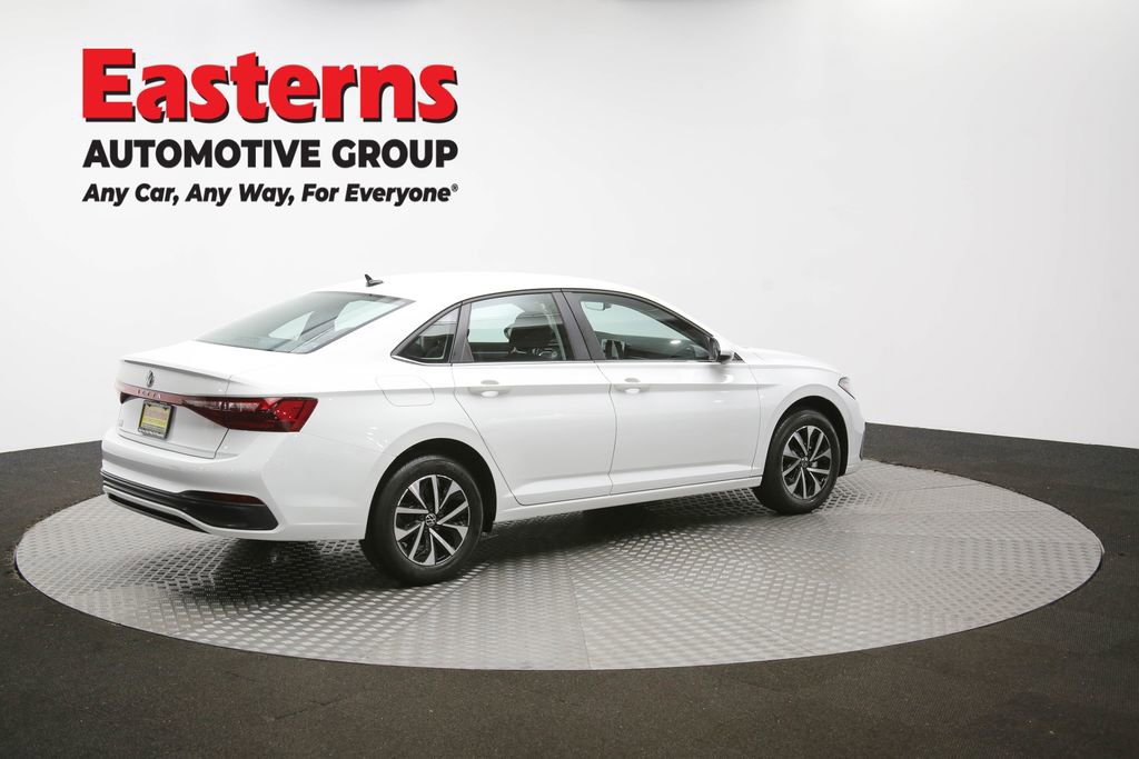 Used 2025 Volkswagen Jetta S image 40
