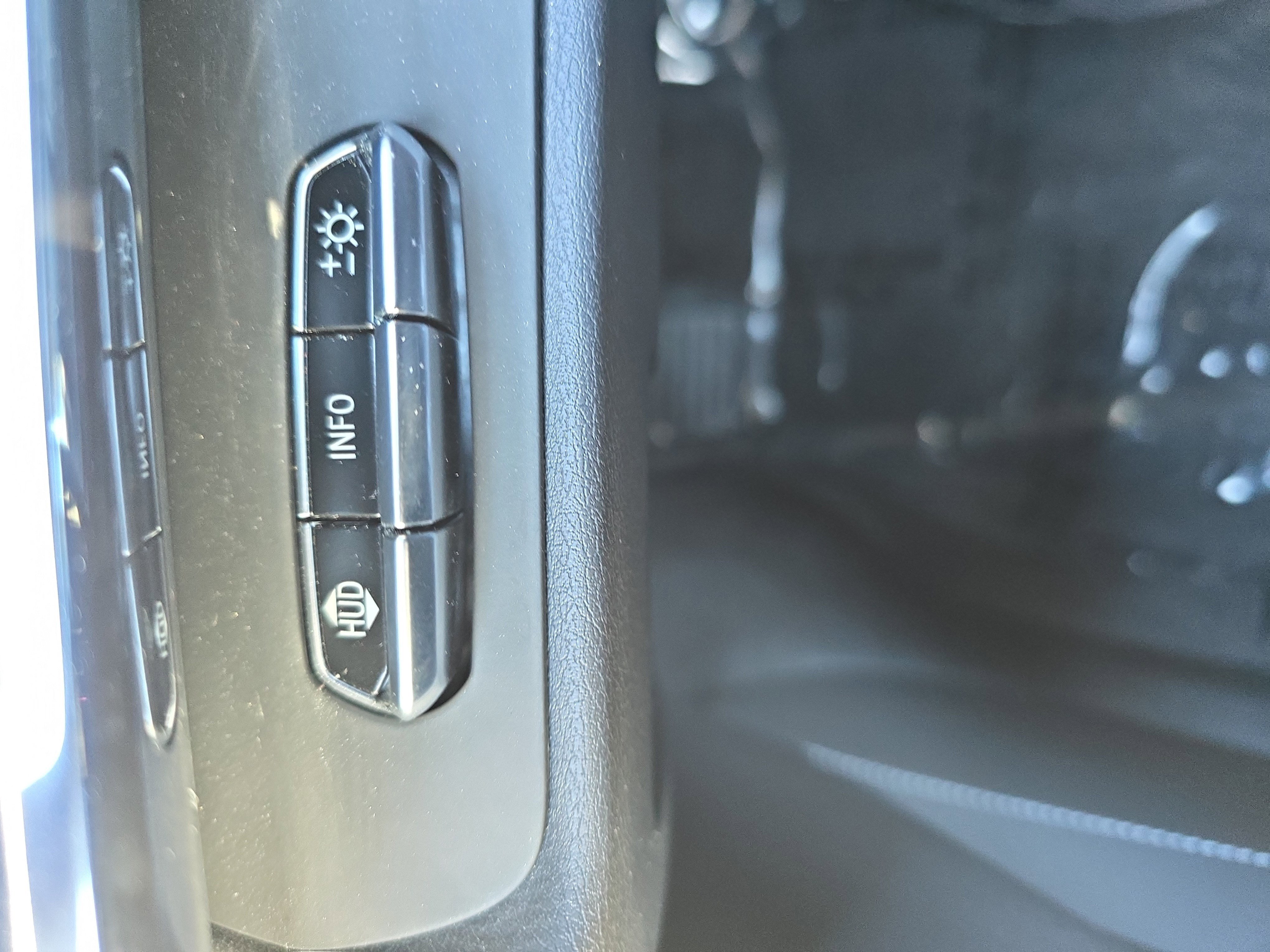 Used 2024 Chevrolet Corvette 2LT w/ Stealth Interior Trim Package image 22