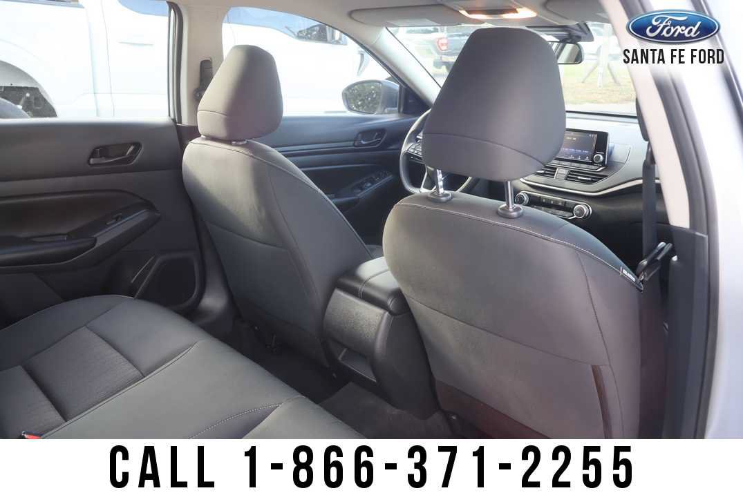 Used 2024 Nissan Altima 2.5 S FWD image 19